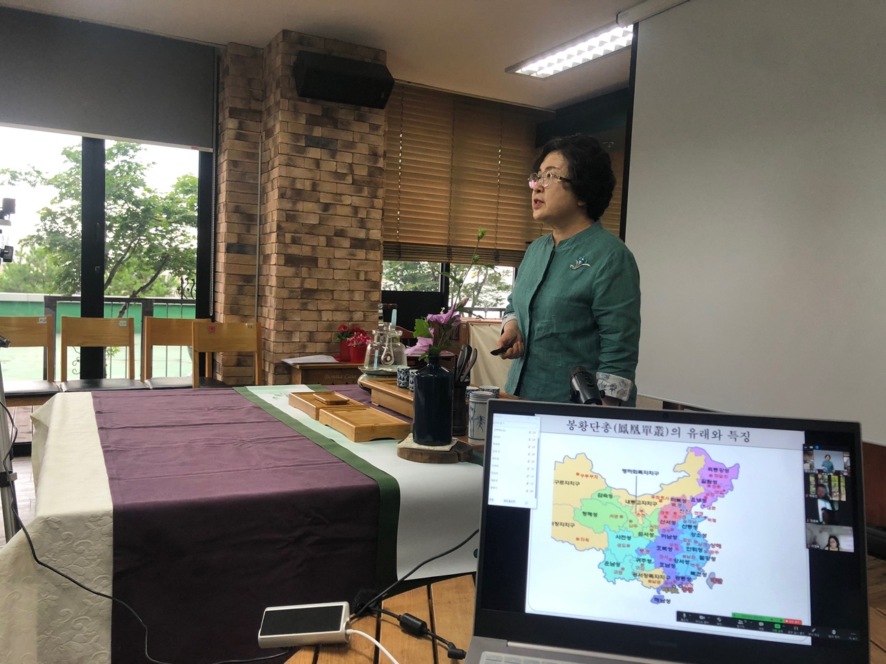 삶의기술 마음을 다독다도 : 여름의 차 백차와 청차(21.07.12-19.) 1번 이미지