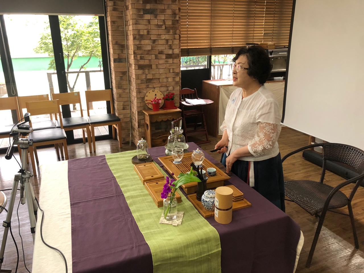 삶의기술 마음을 다독다도 : 여름의 차 백차와 청차(21.07.12-19.) 3번 이미지