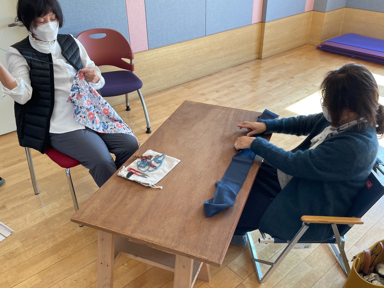 삶의기술 고쳐쓰는 삶:치앙마이식으로 배우는 바느질 2번 이미지