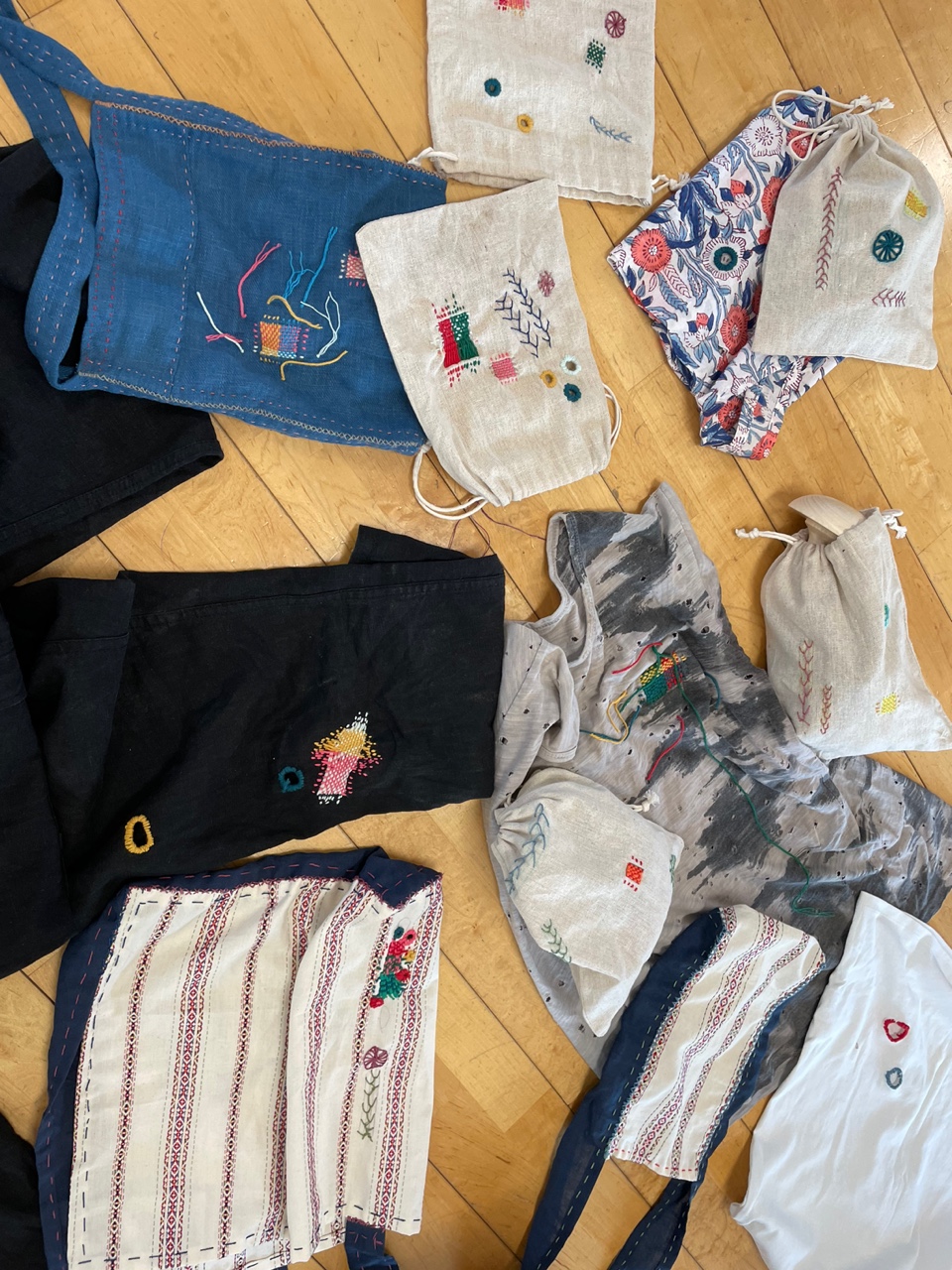 삶의기술 고쳐쓰는 삶:치앙마이식으로 배우는 바느질 3번 이미지