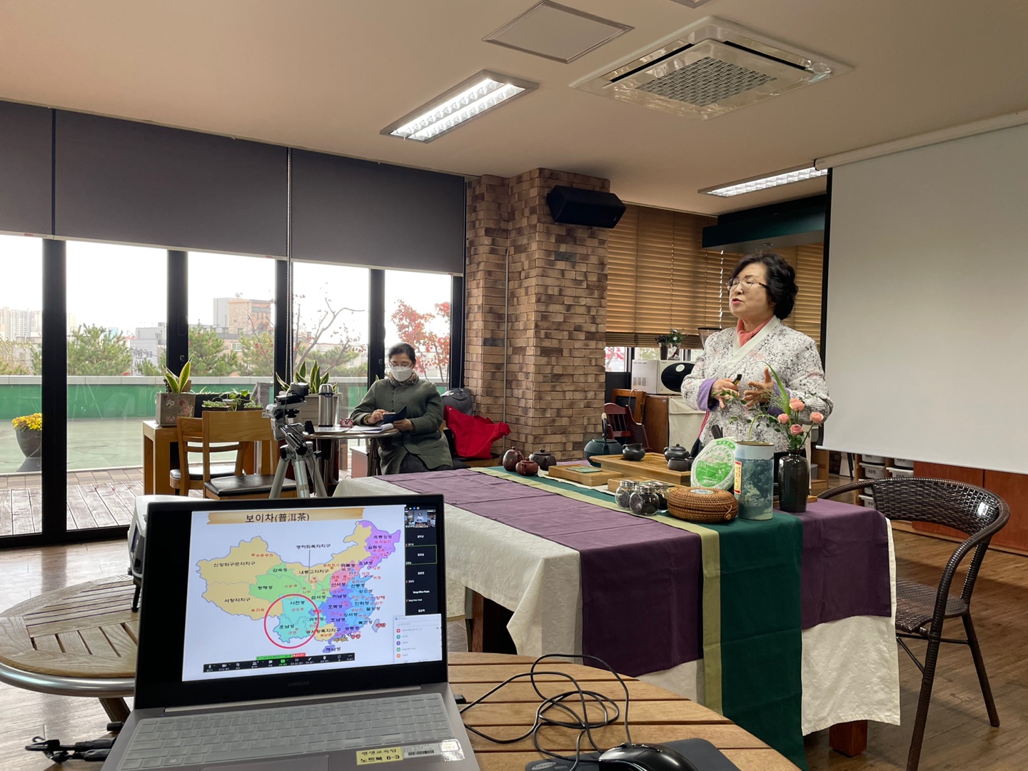 삶의기술 마음을 다독다도 : 한량없는 즐거움 흑차(2021.11.22-29) 메인 이미지