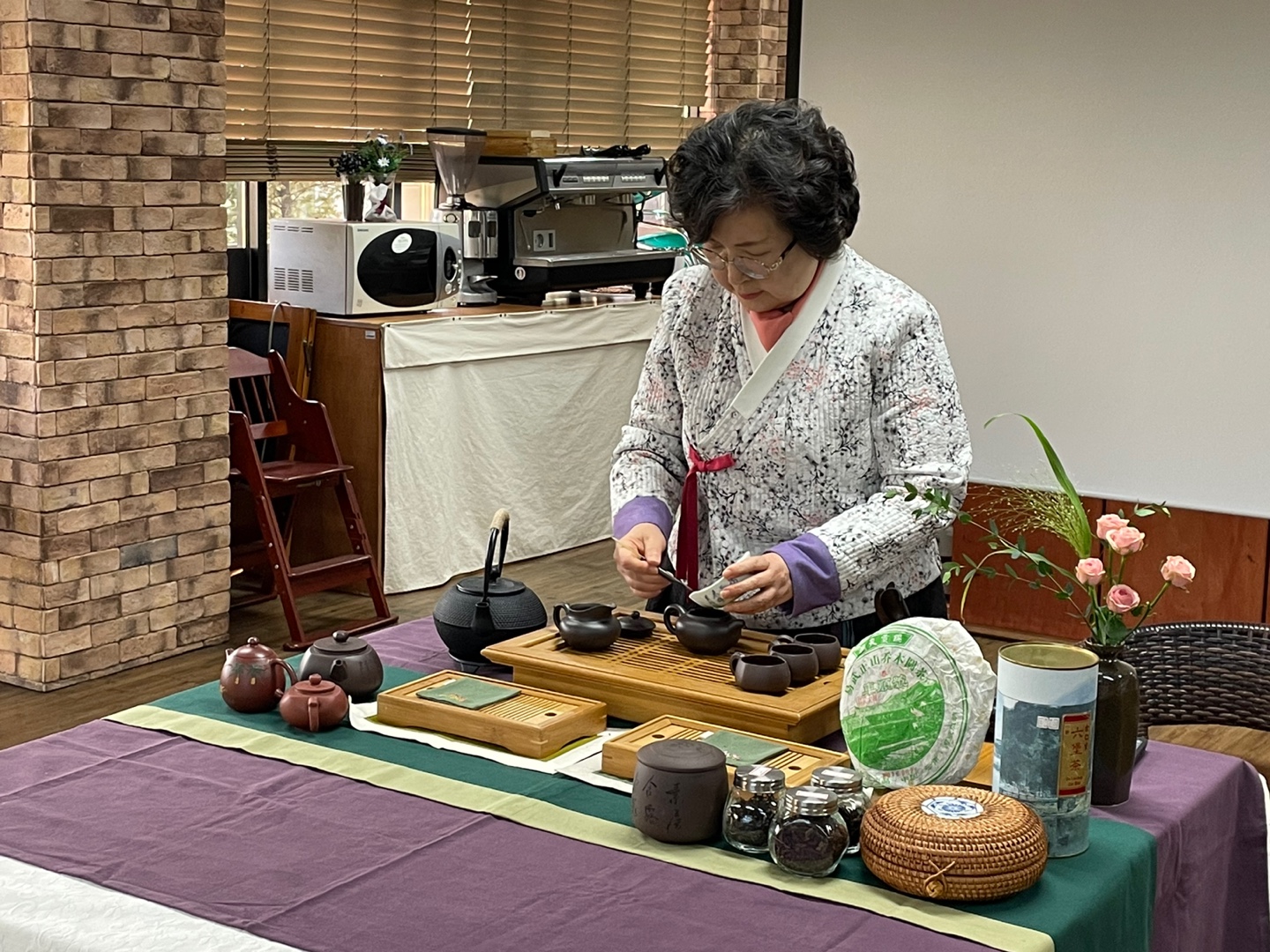 삶의기술 마음을 다독다도 : 한량없는 즐거움 흑차(2021.11.22-29) 1번 이미지