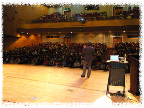 수원시민 인문교양 아카데미 10강연 - 내 생애 힘이 되어주는 시 메인 이미지