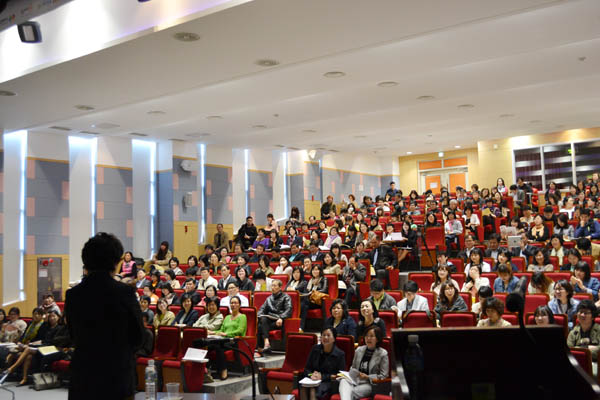 수원시평생학습관 2013 심포지엄 메인 이미지